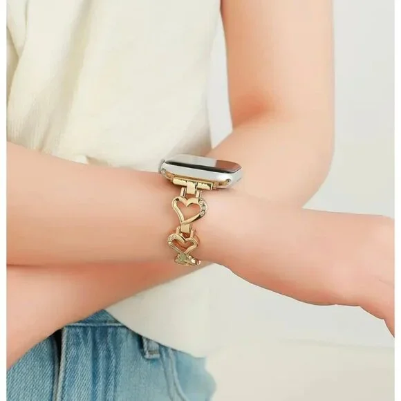 Heart Bracelet Apple Watch Band - Picture 3 of 5